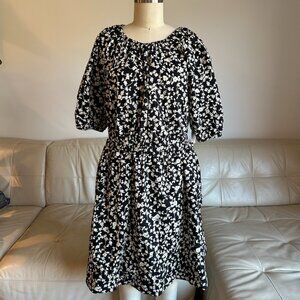 Adorable Old Navy Flower Print Dress NWT